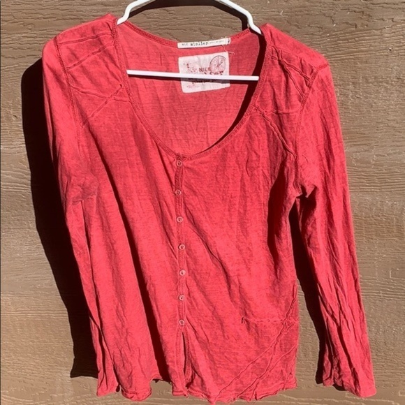 Like new Nile Atelier top size medium - Picture 2 of 5